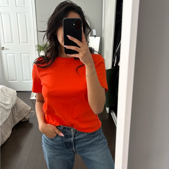 Babaton Tops - NWT Aritzia Babaton Function Tee (Hot Cheeky Red Rouge)